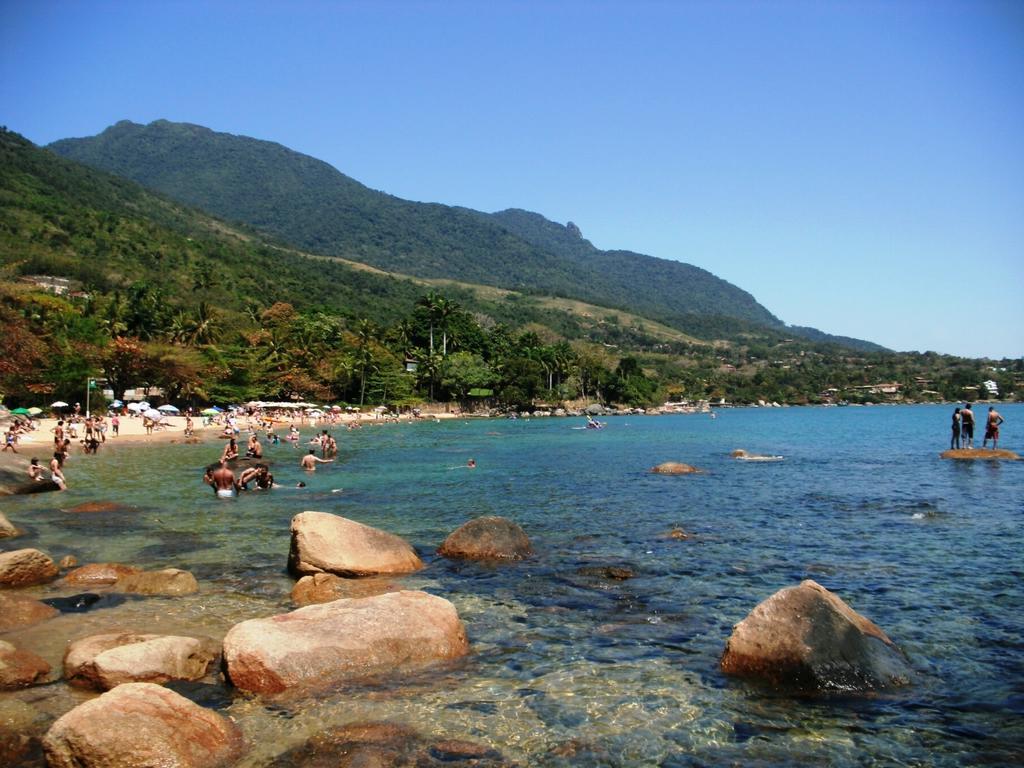 Вилла Casinhas Na Praia Do Juliao Em Ilhabela Sp Номер фото